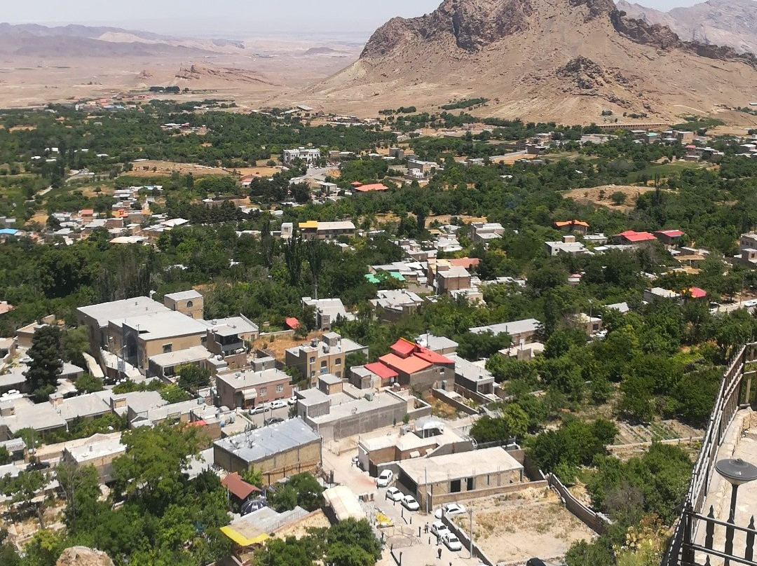 Niasar Waterfall-Neyasar必去景点
