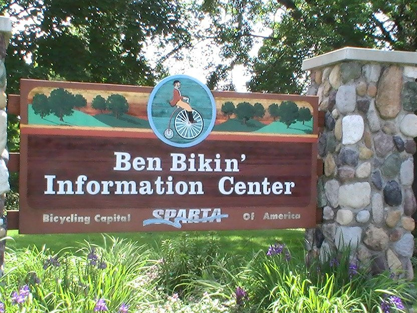 World's Largest Bicyclist-Sparta必去景点