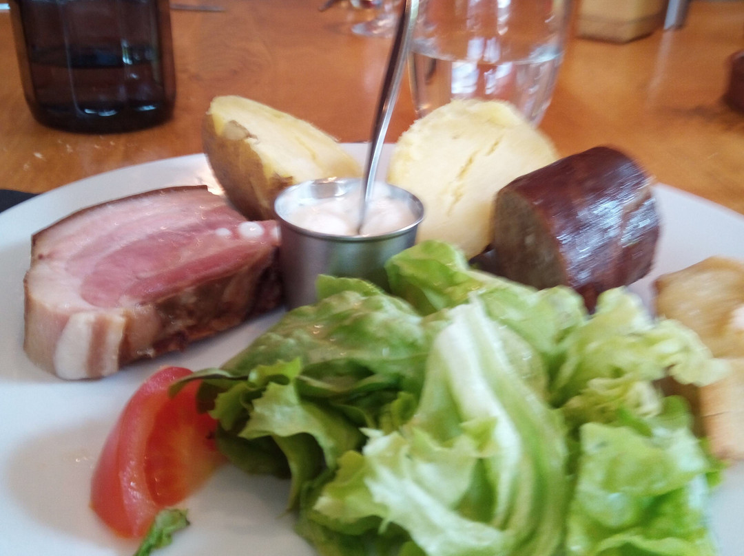 Le Brabant Bar-Hotel-Restaurant主图