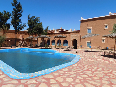 达尔穆纳酒店主图