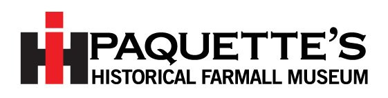 Paquette's Historical Farmall Tractor Museum景点图片