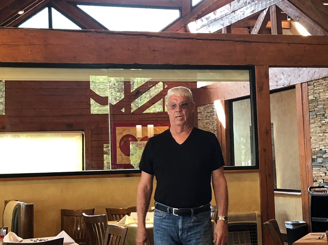 Monterreal Resort Golf Club and Ski主图