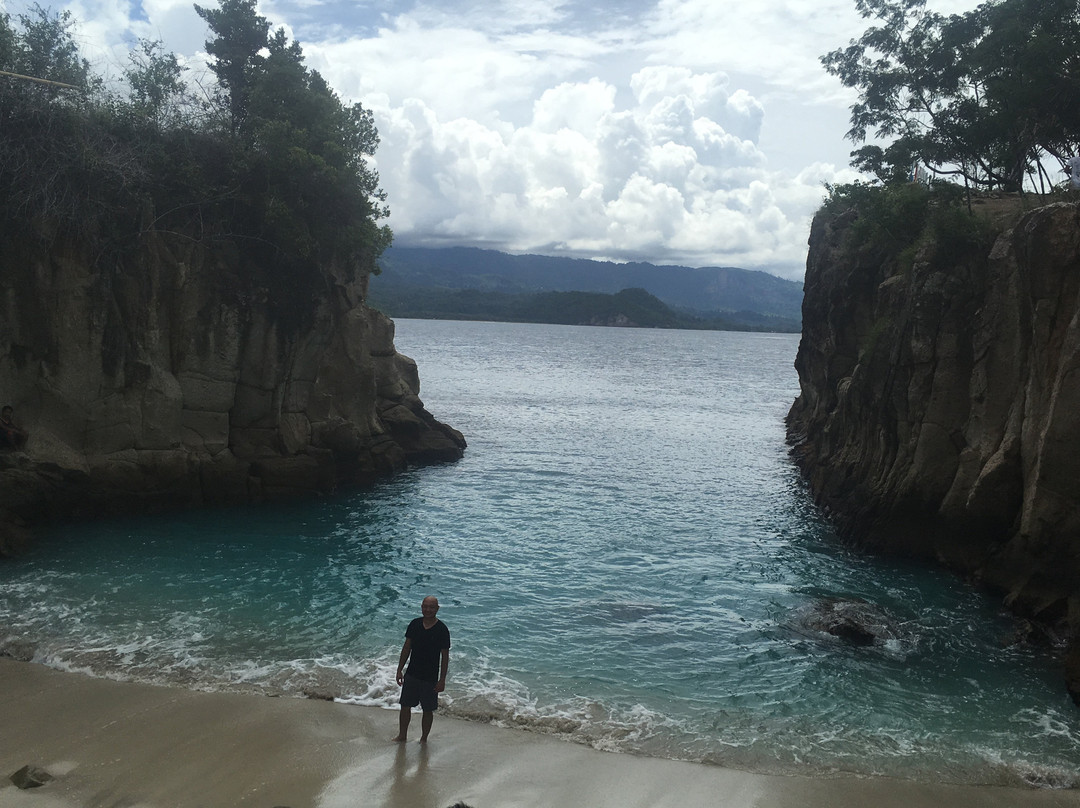 Patokan Beach景点图片