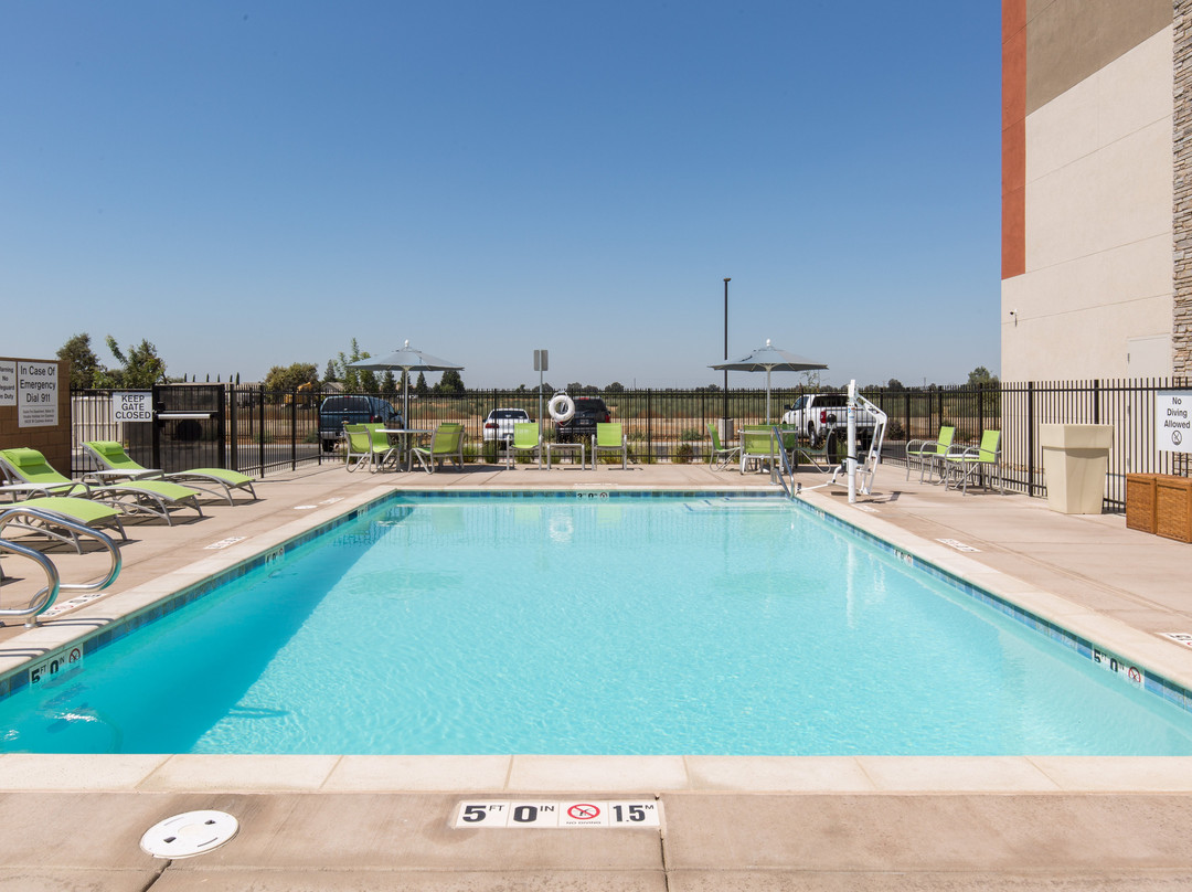 Holiday Inn Express Visalia - Sequoia Gateway Area By IHG主图