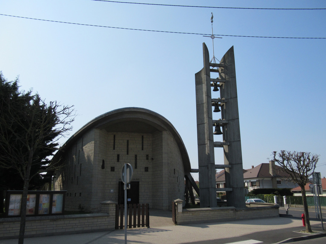 Eglise Notre Dame de la Paix景点图片