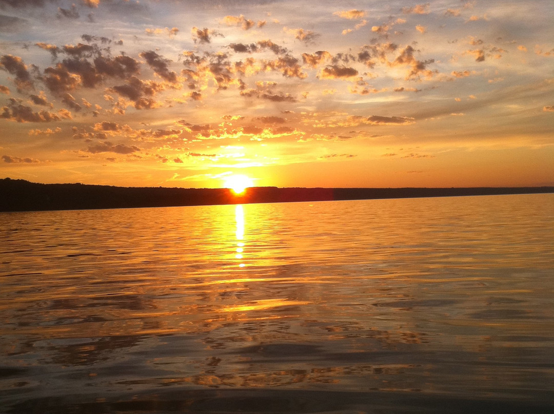 School's Out Charters-伊萨卡必去景点