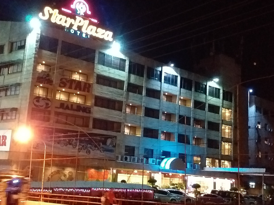 Star Plaza Hotel主图