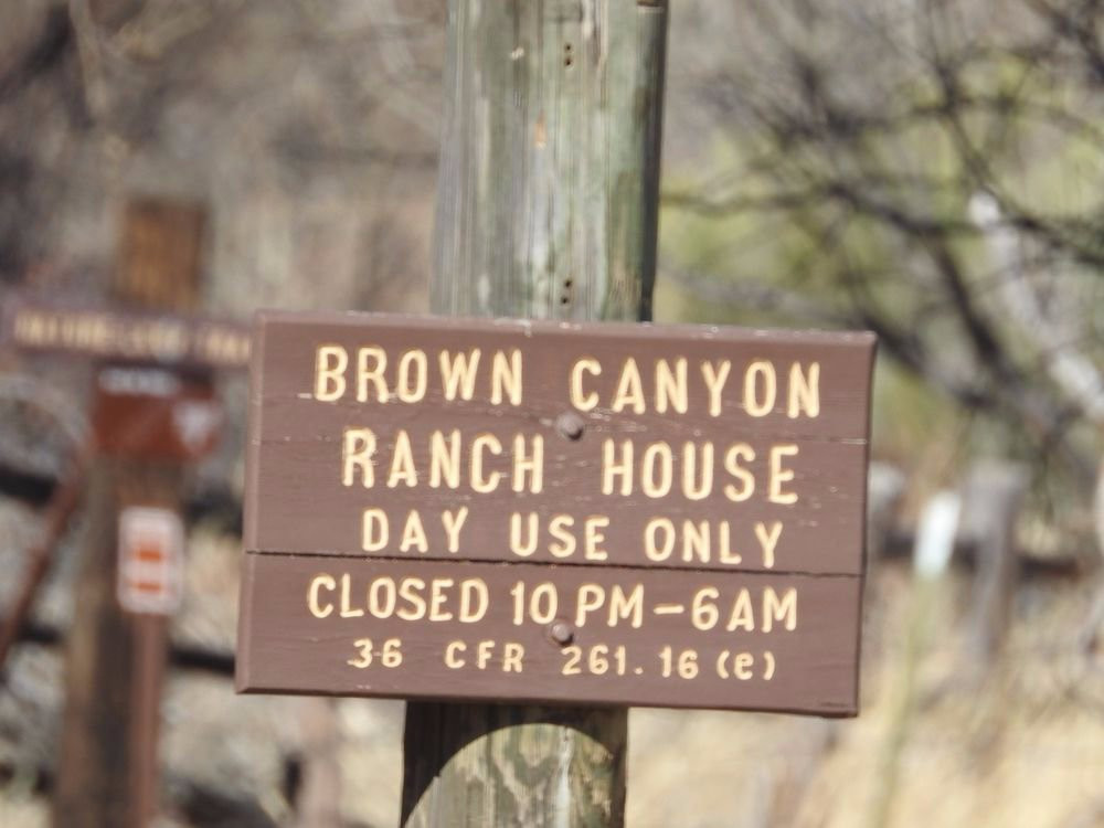 Brown's Canyon Trail景点图片