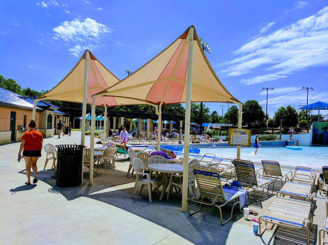 Kenwood Cove Aquatic Park-萨利纳必去景点