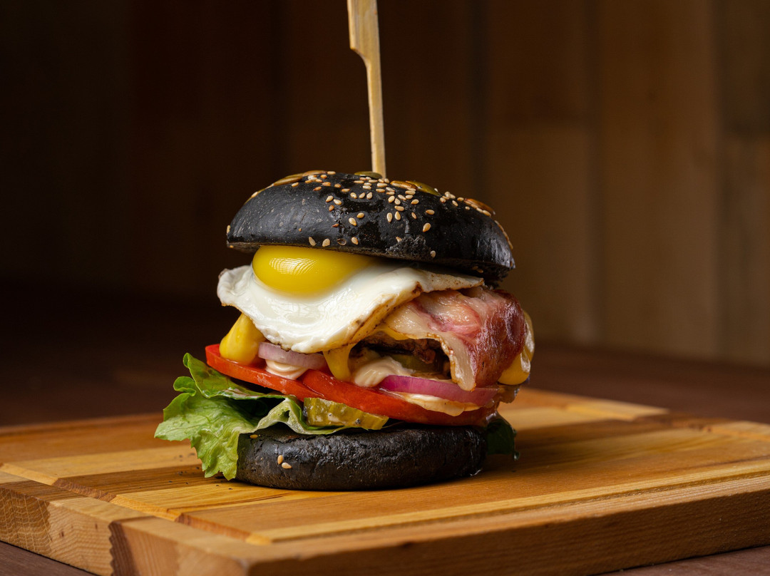 Ust-Koysug餐馆和美食-Shtefan Burger