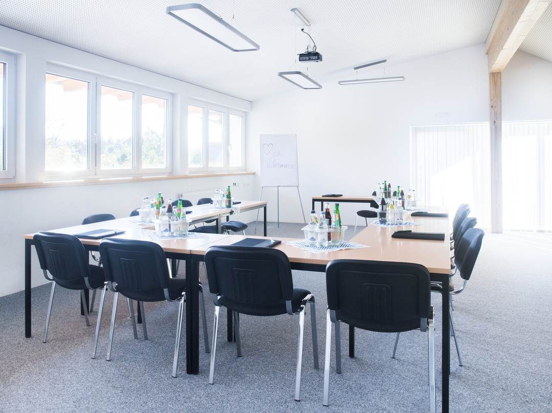 尼瑟尔万格酒店主图