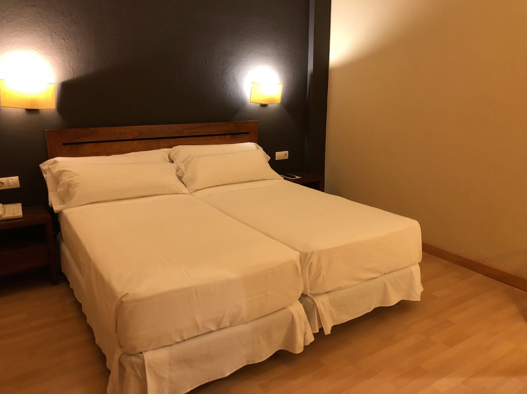 Puerta De Espana主图