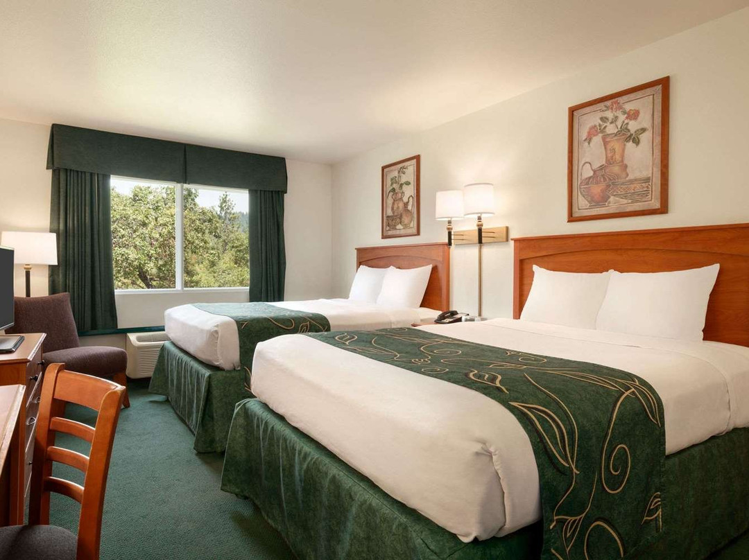 Travelodge by Wyndham Dunsmuir主图