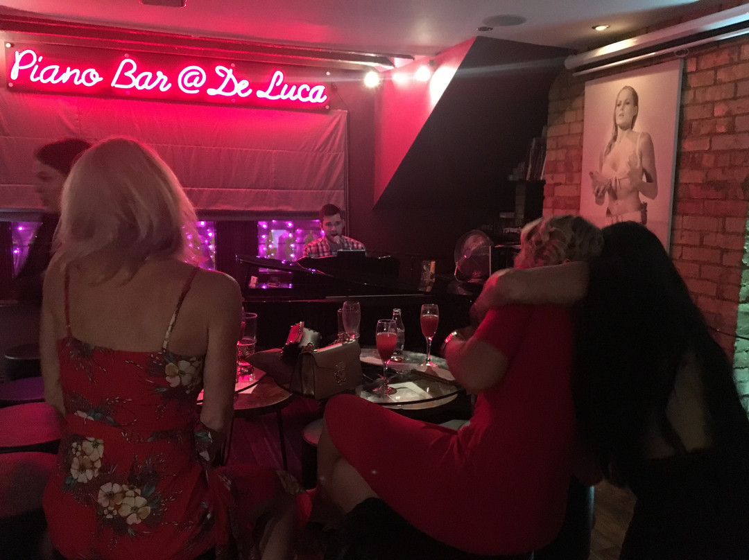 The Piano Bar at De Luca-剑桥必去景点
