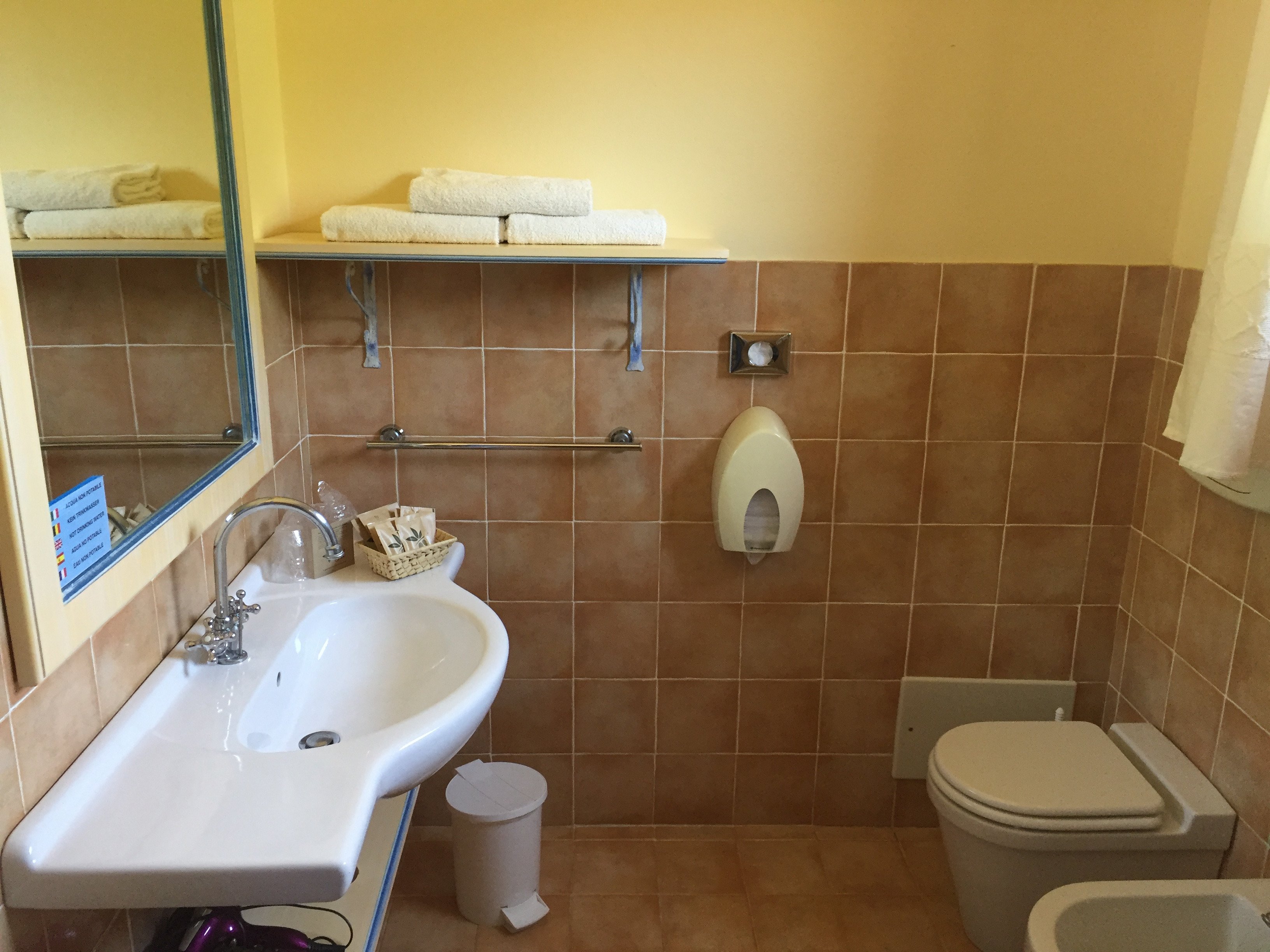 S'Acqua Sassa Resort-浴室