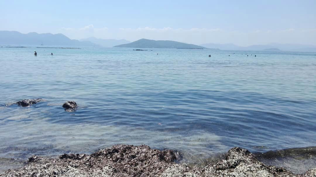 Avra Beach景点图片