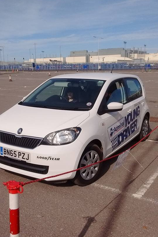 Young Driver-纽伯里必去景点