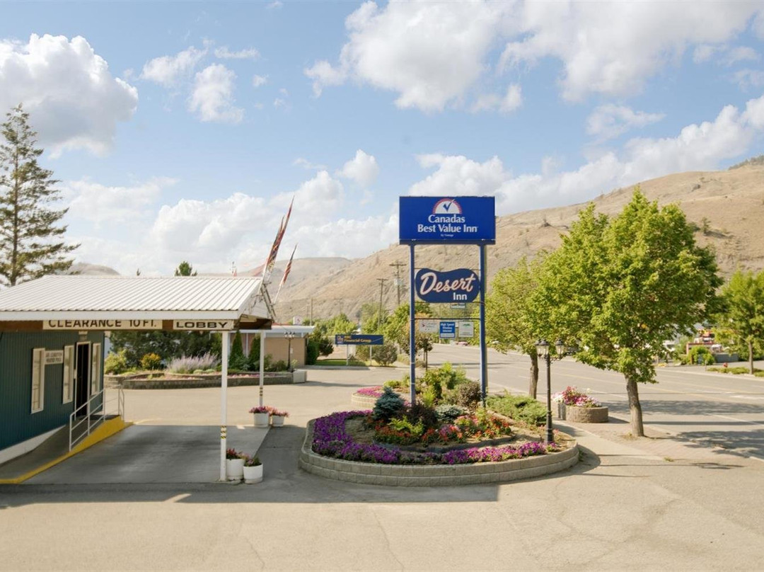 Canadas Best Value Desert Inn & Suites Cache Creek主图