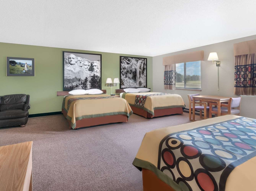 温纳速 8 酒店主图