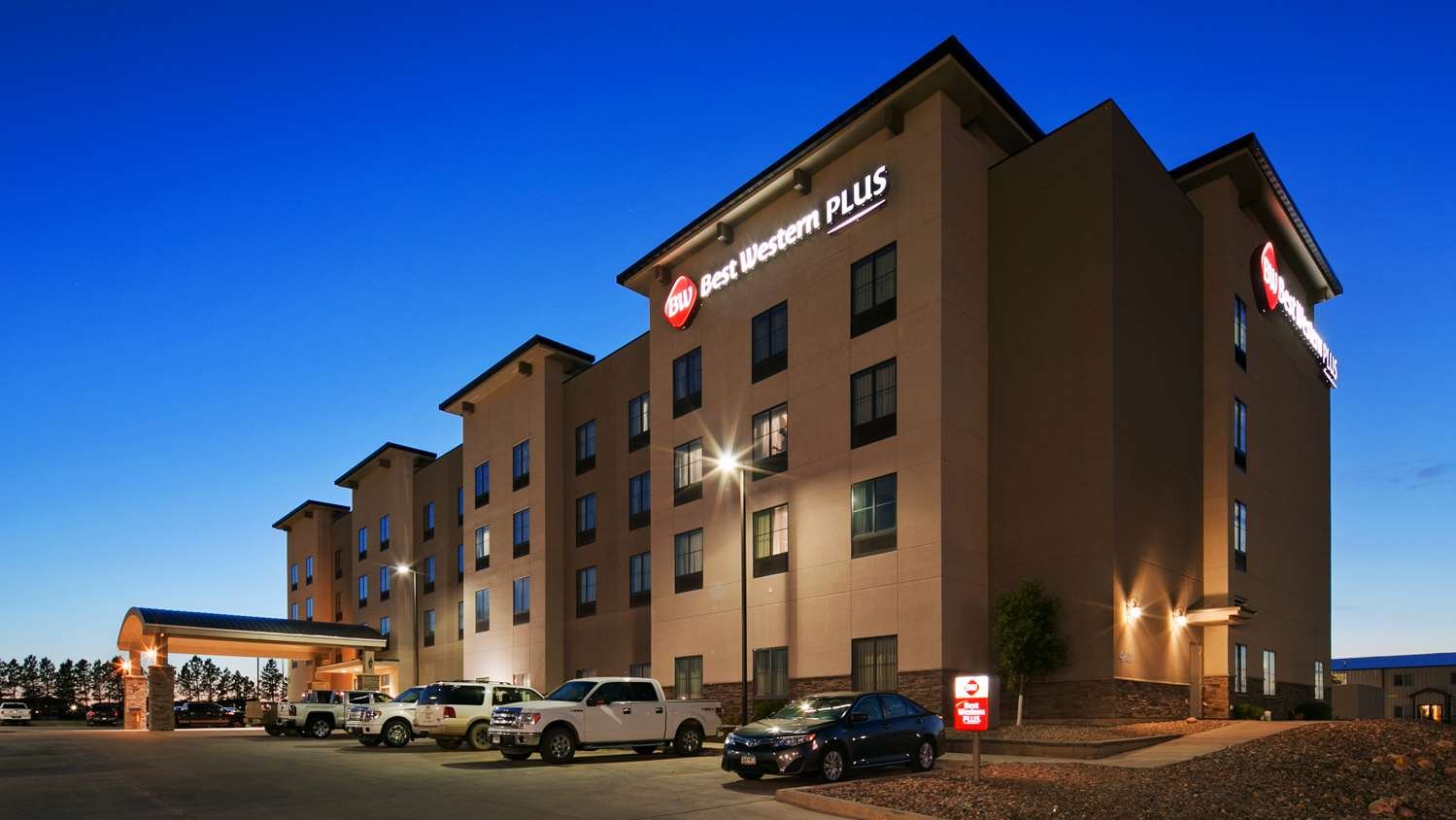 Best Western Plus Williston Hotel & Suites-官方