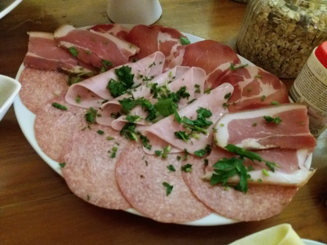 Tan Neputi Art & Cooking主图