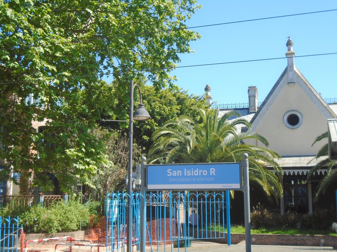 Tren de la Costa-Olivos必去景点