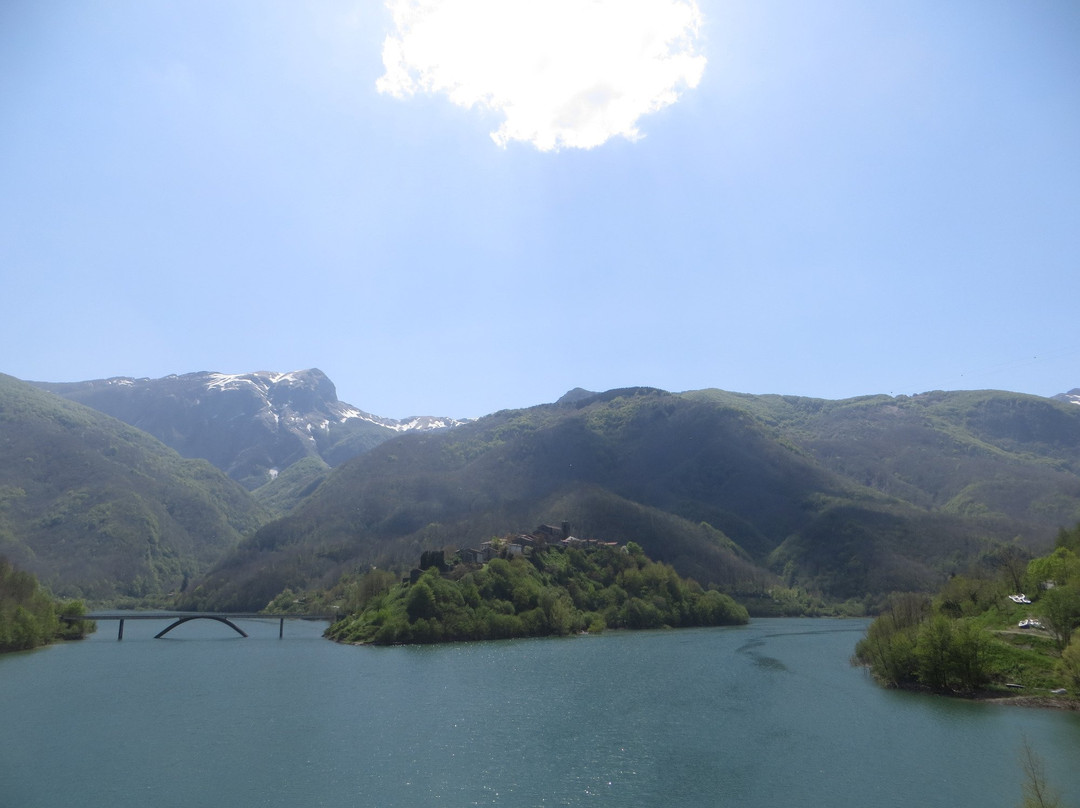 Lago Di Vagli景点图片