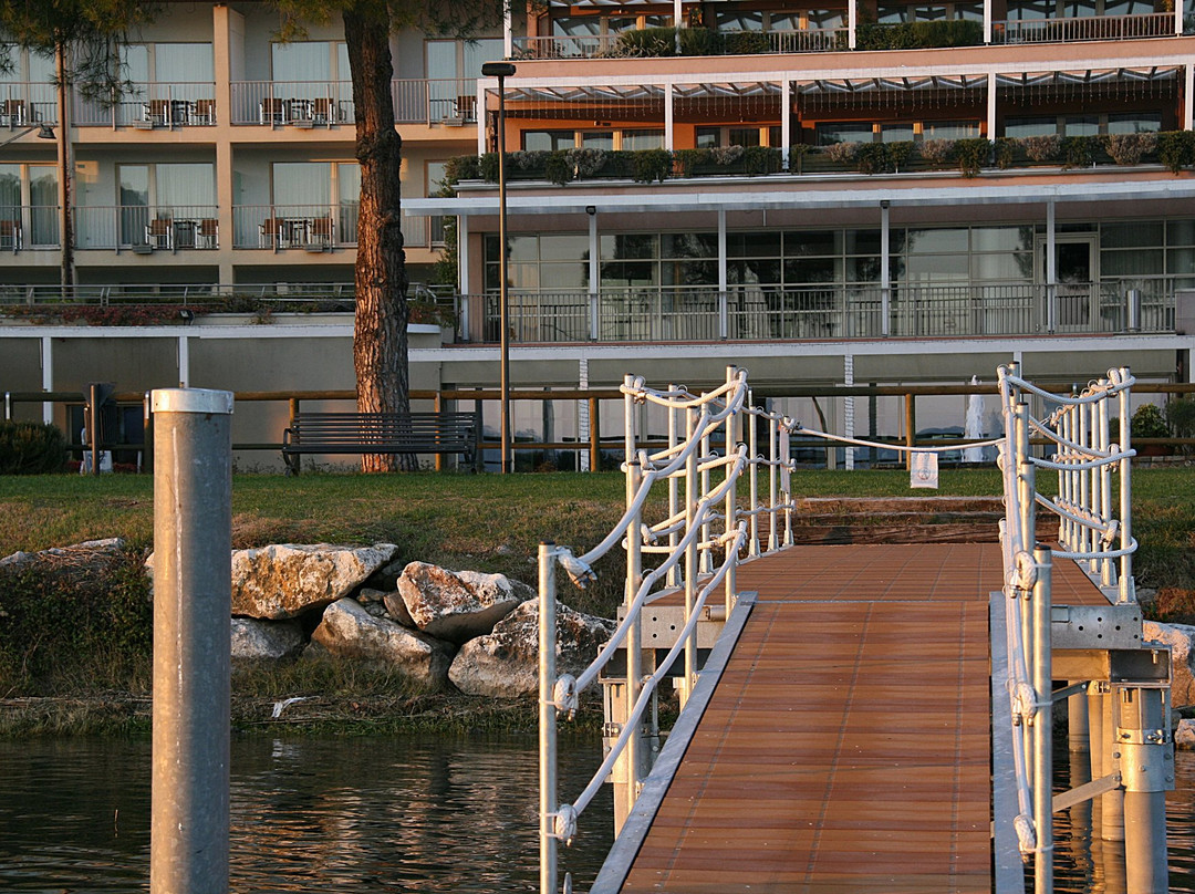 科卡皇家泰式温泉酒店主图