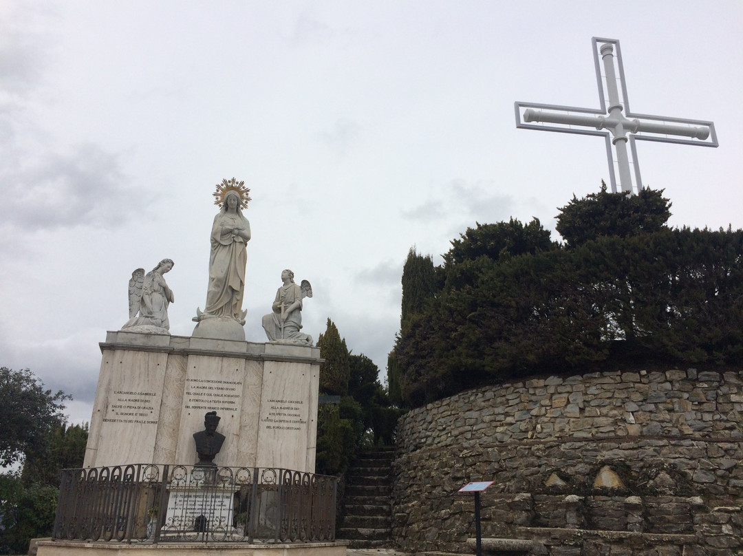 Basilica Santuario Madonna del Transito di Canoscio景点图片