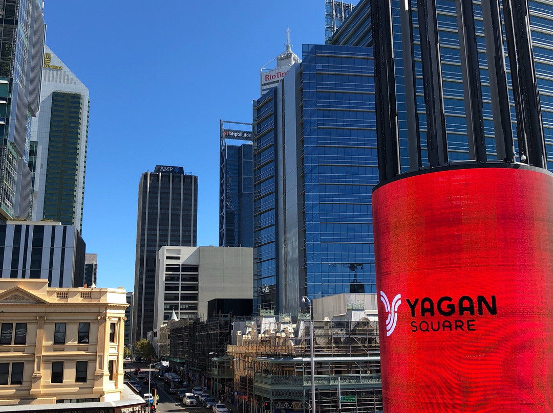 Yagan Square景点图片