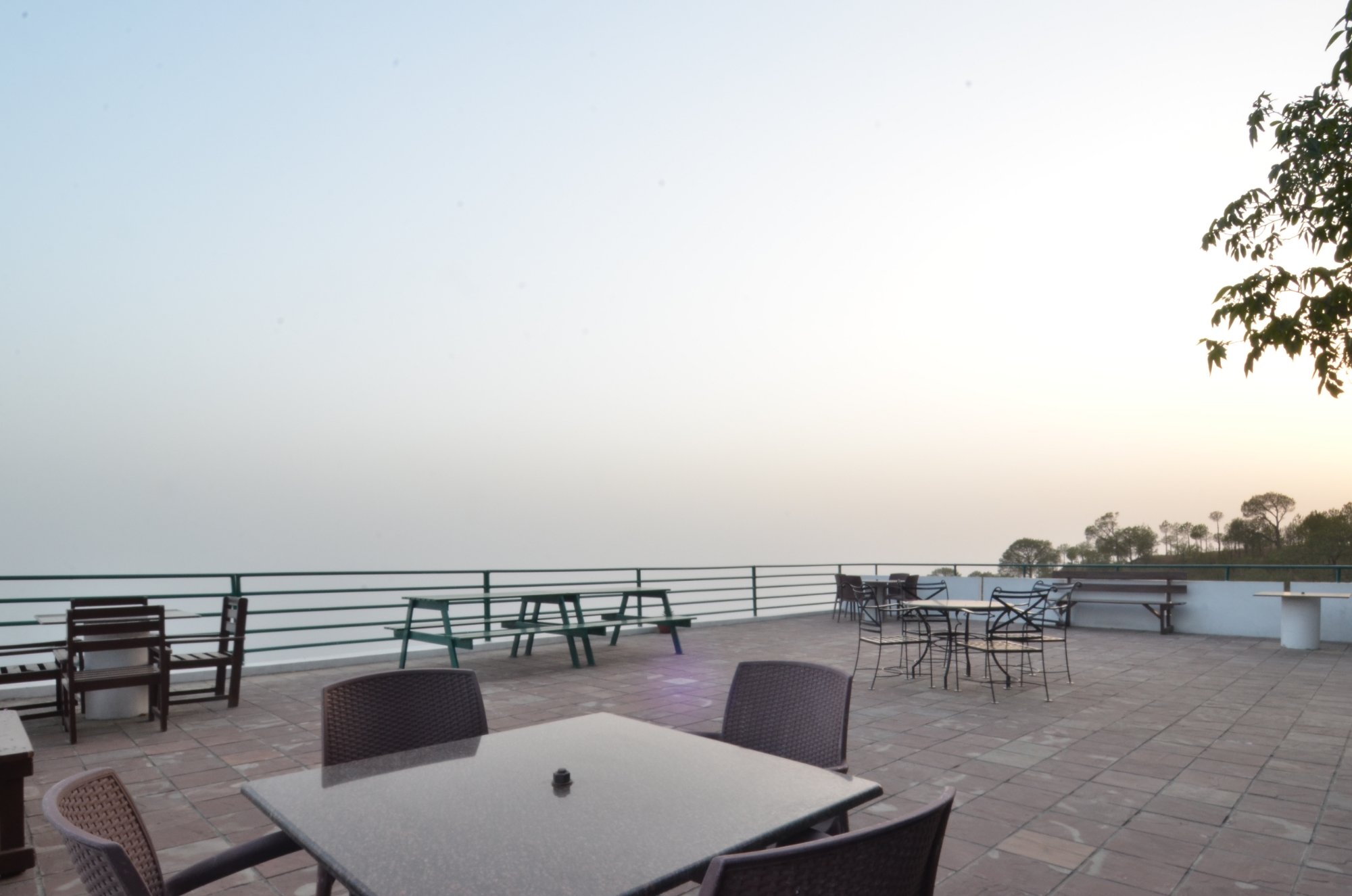 Birds View Kasauli-家庭/游戏区