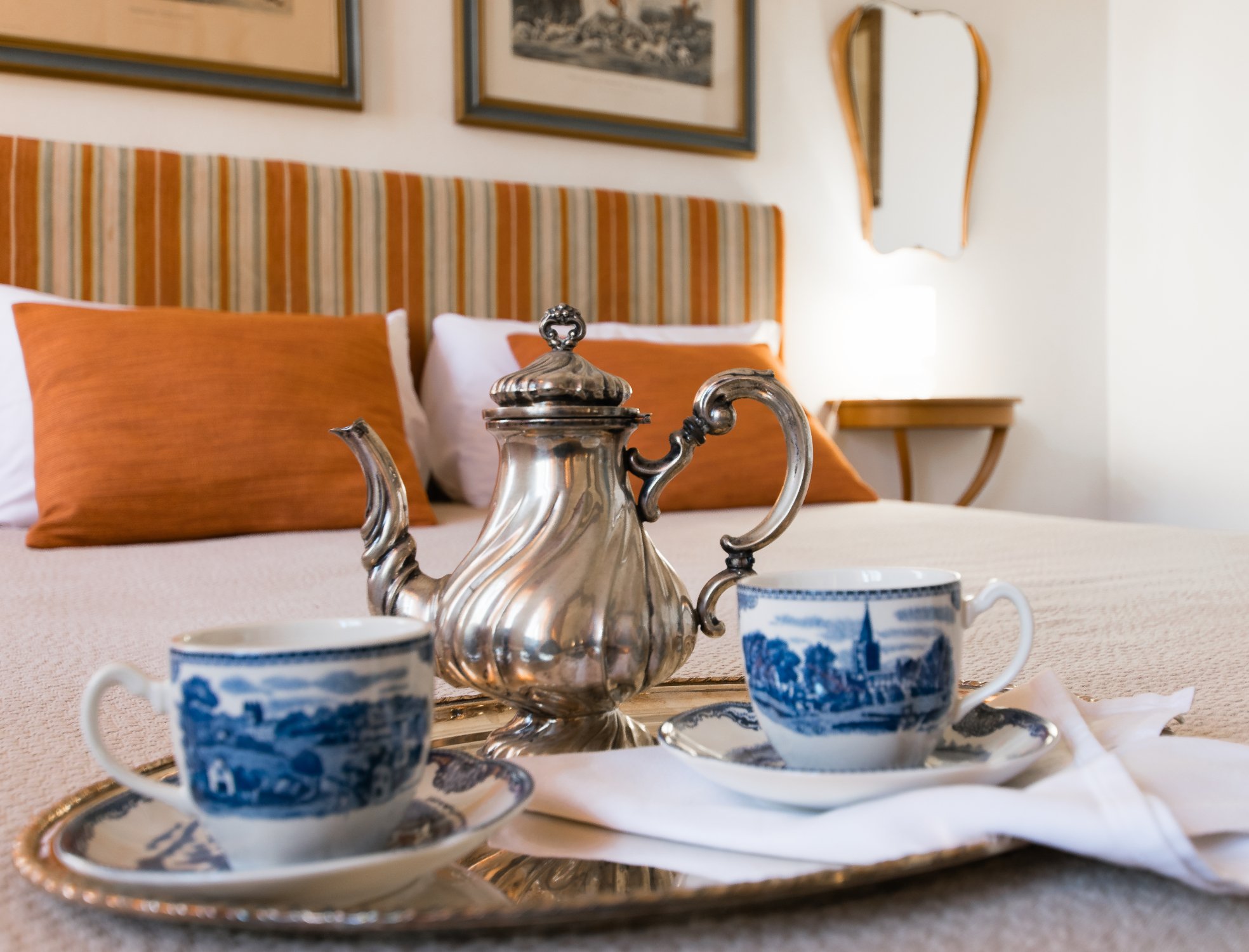 Botanical B&B-官方