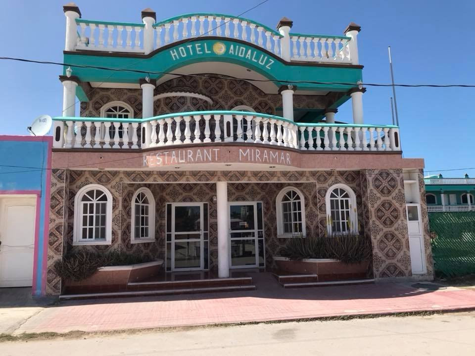 El Cuyo餐馆和美食-Restaurant Miramar