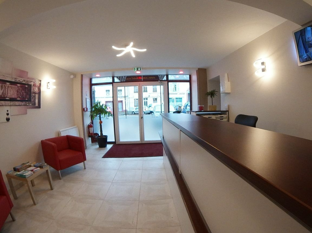 Nevers Hotel主图