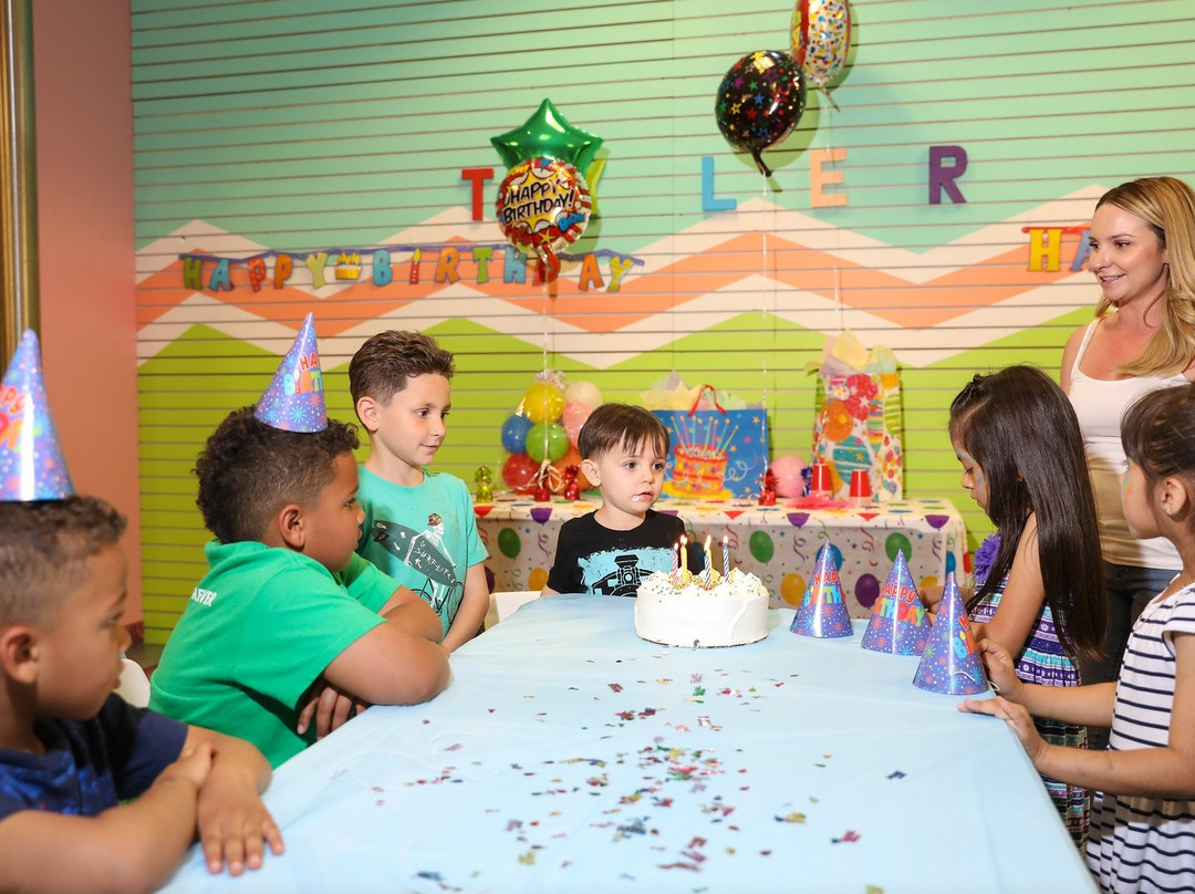 Bounce City-奥罗拉必去景点