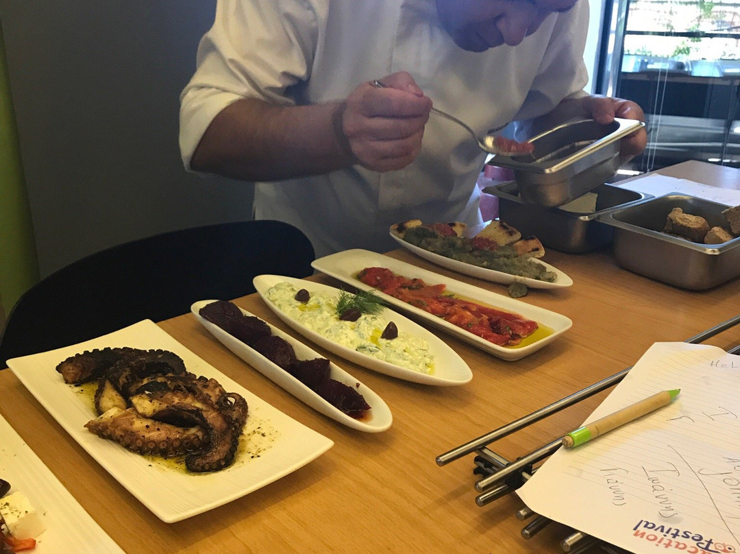 Cooking Lessons Culinary Center & Cookery Club-圣迪米特里奥斯必去景点