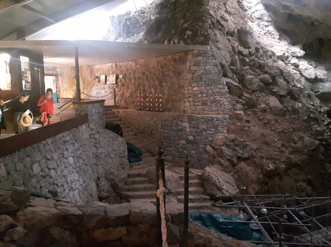 Cueva De El Castillo-桑坦德必去景点
