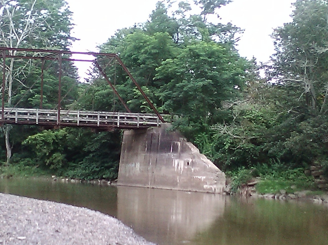 Hobuck Flats Bridge-North Evans必去景点