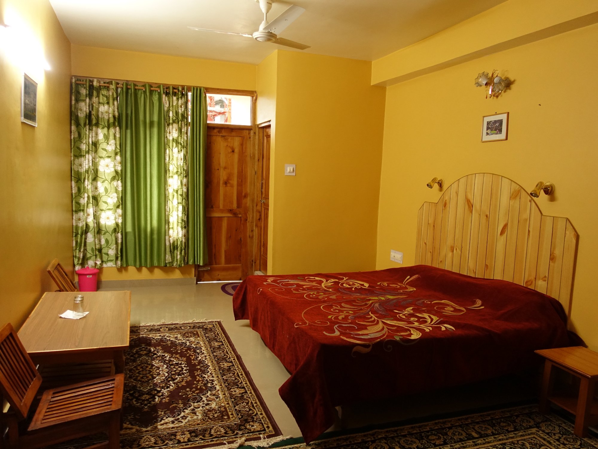 Malis Apple Lodge-官方
