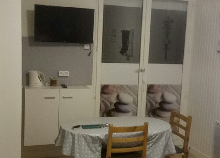 Hôtel Studios Les Acacias主图