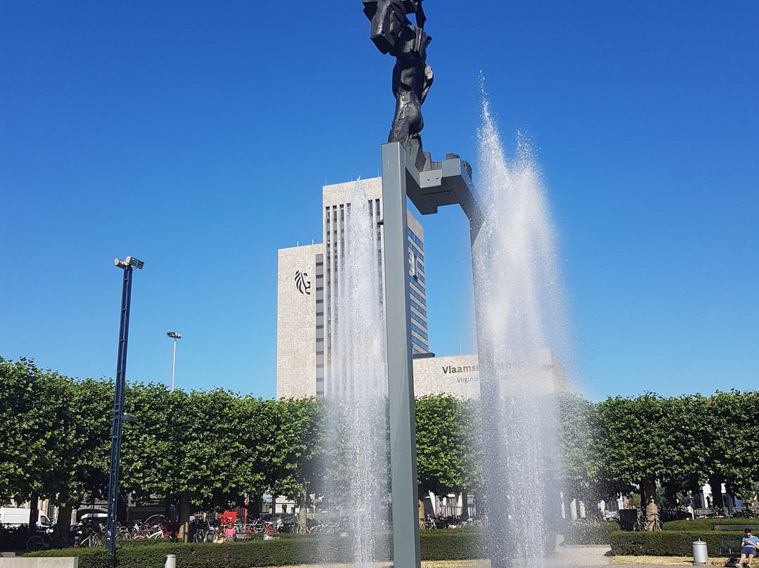 Koningin maria hendrikaplein-根特必去景点