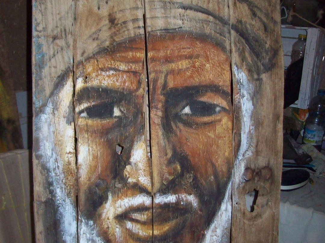 Galerie Chez Les Artistes-梅如卡必去景点