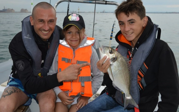 Cap Couronne Peche-马蒂格必去景点