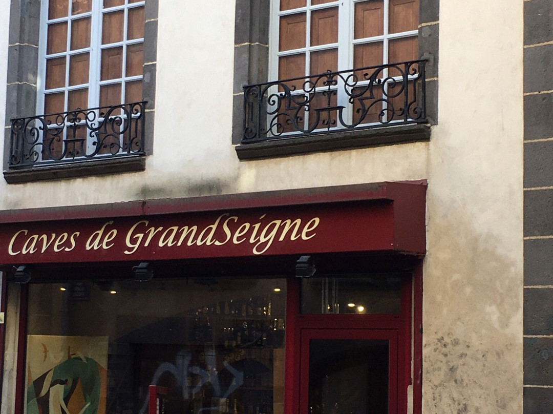 Caves de Grandseigne-克莱蒙费朗必去景点