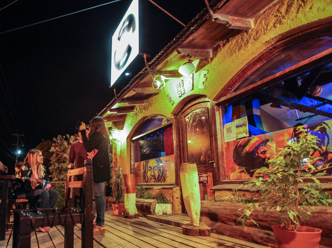 Jamaica Bajo Cero - Reggae Club