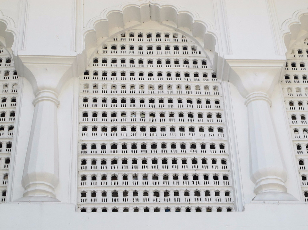 Khan Mohammad Mridha Mosque-达卡市必去景点