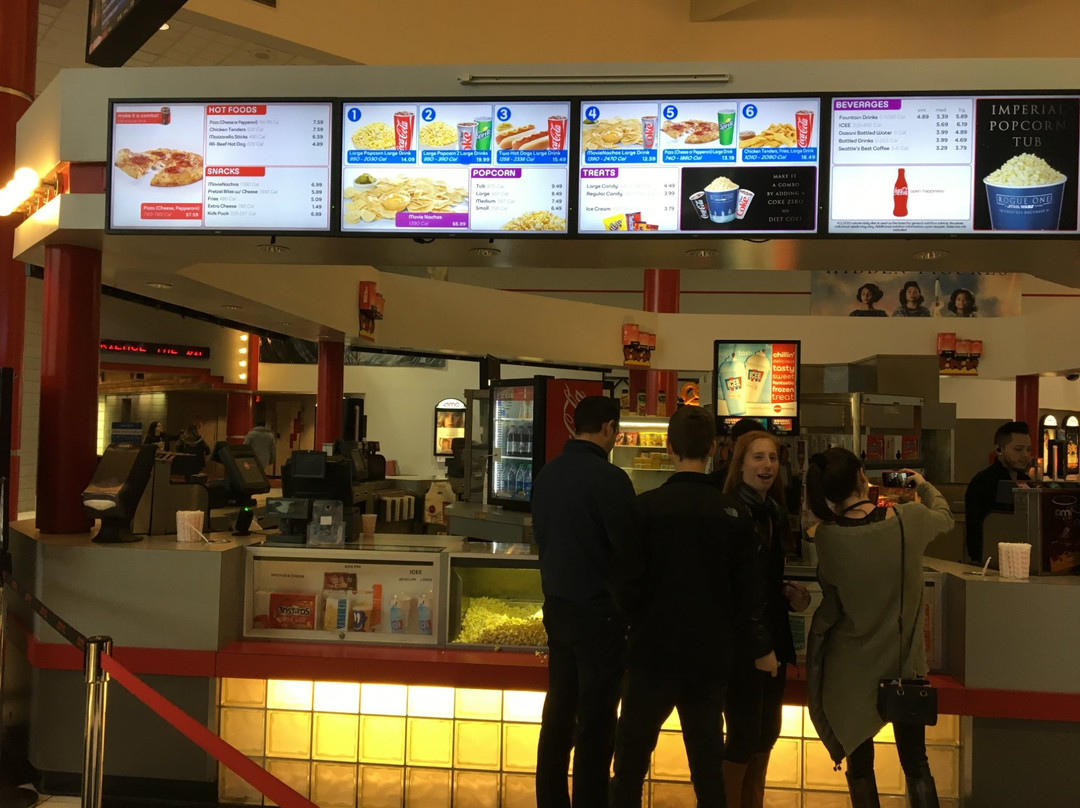 AMC East Hanover 12景点图片