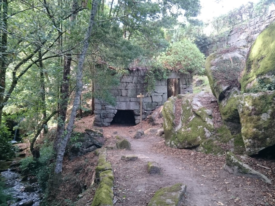 Ruta dos Muinos de Samieira-Poio必去景点