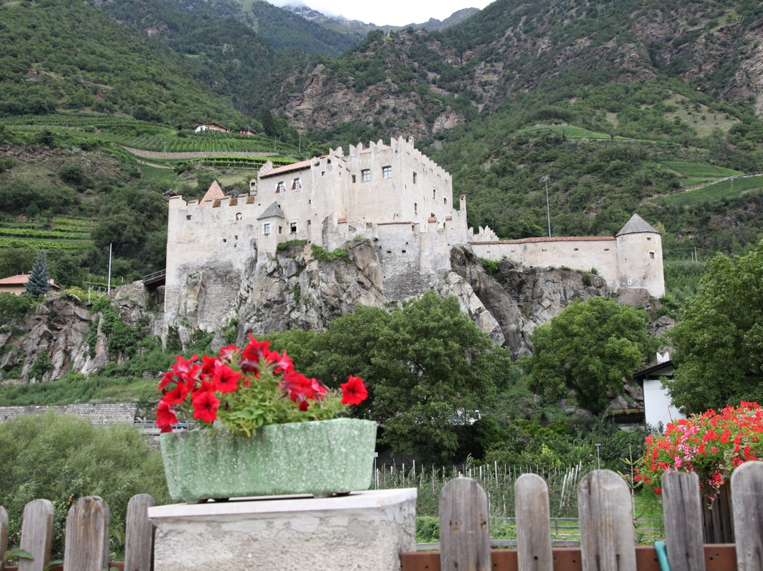 探索Castelbello-Ciardes