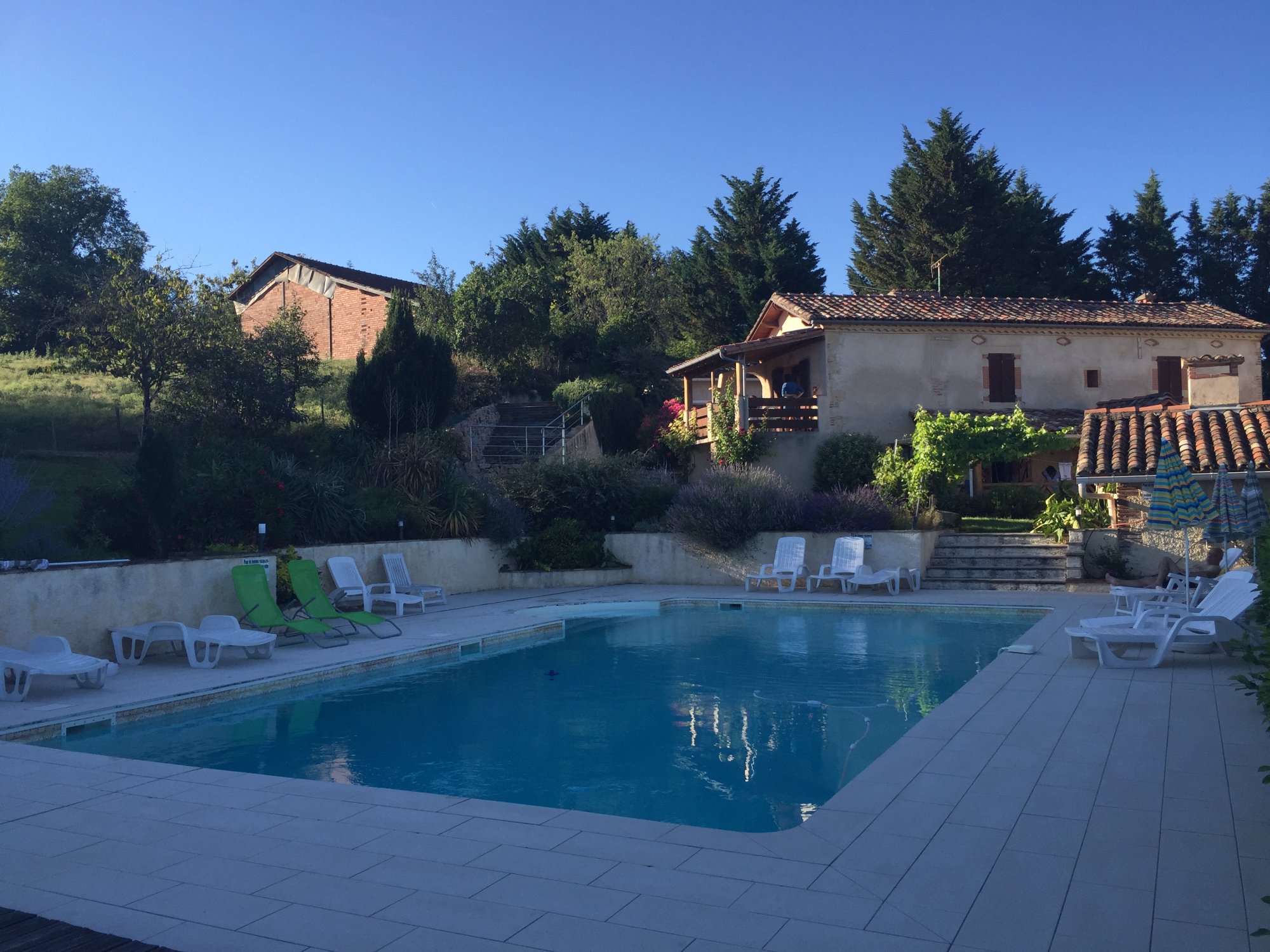 Domaine de Manavit-Haut-泳池